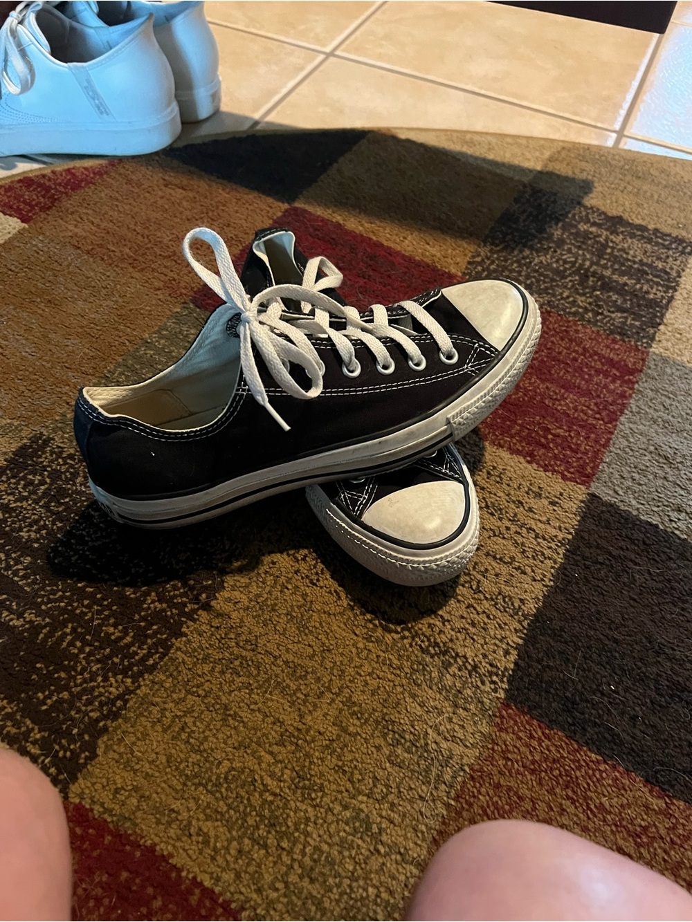 Converse Classic Low Top Sneakers in Black